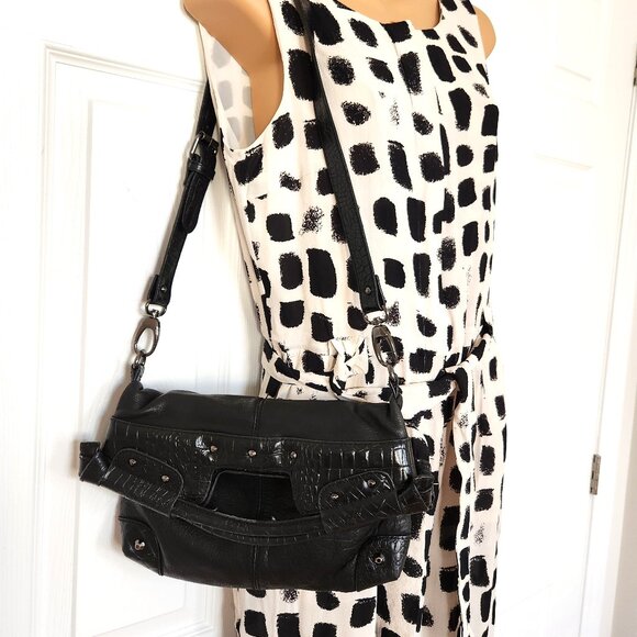 FORTUNA VALENTINO BLACK GENUINE PEBBLED LEATHER  HAND SHOULDER CROSSBODY BAG - Picture 5 of 12